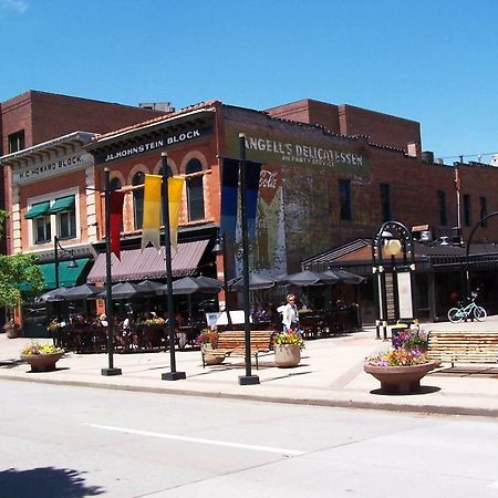 Italian Style In Old Town With Private Hot Tub Villa Fort Collins Bagian luar foto