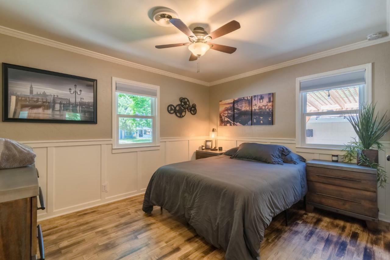 Italian Style In Old Town With Private Hot Tub Villa Fort Collins Bagian luar foto
