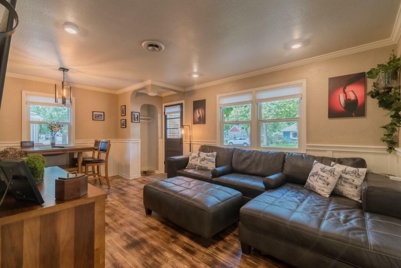 Italian Style In Old Town With Private Hot Tub Villa Fort Collins Bagian luar foto