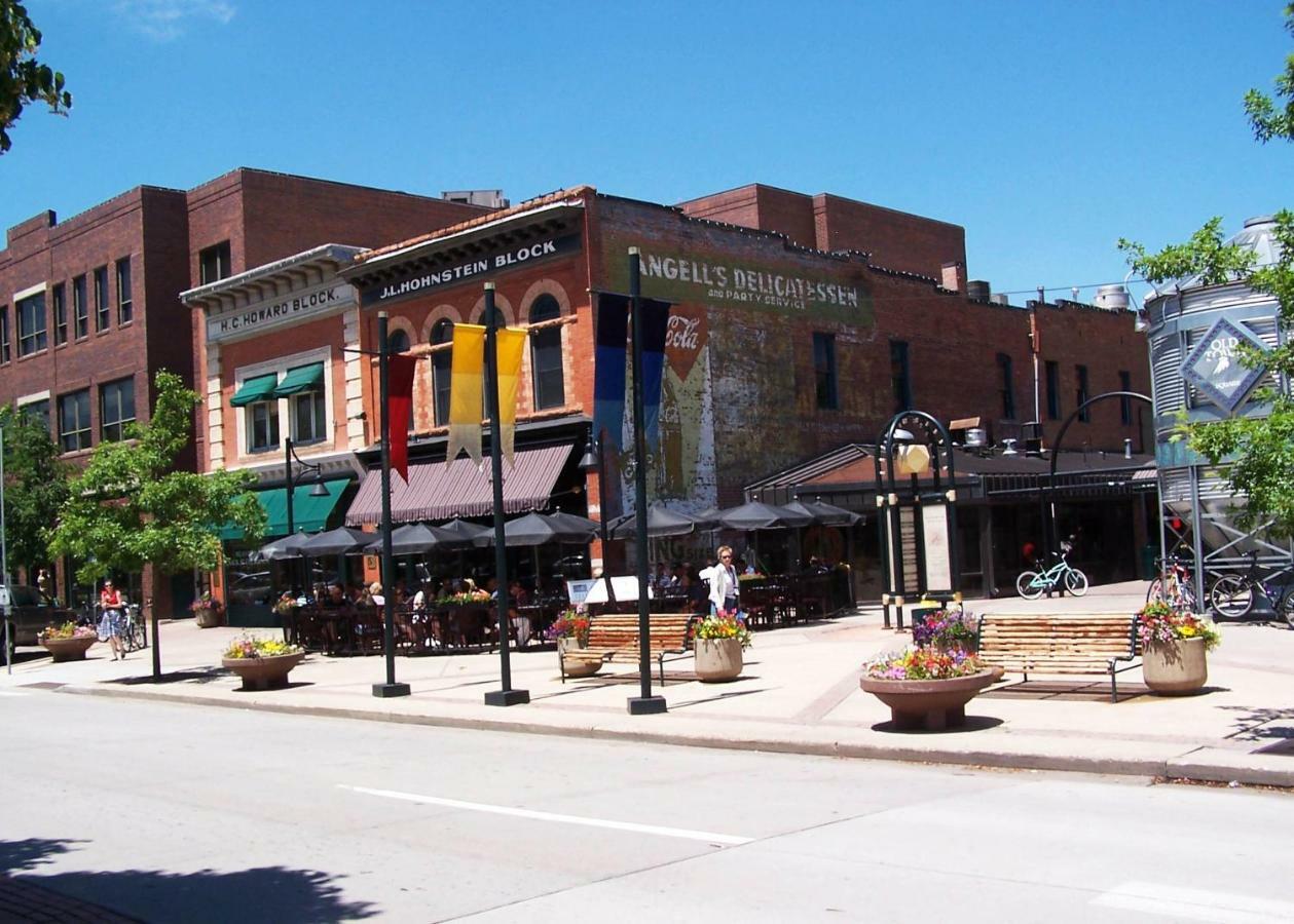 Italian Style In Old Town With Private Hot Tub Villa Fort Collins Bagian luar foto